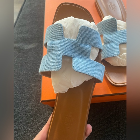 Hermes Oran Sandals - Picture 2 of 7
